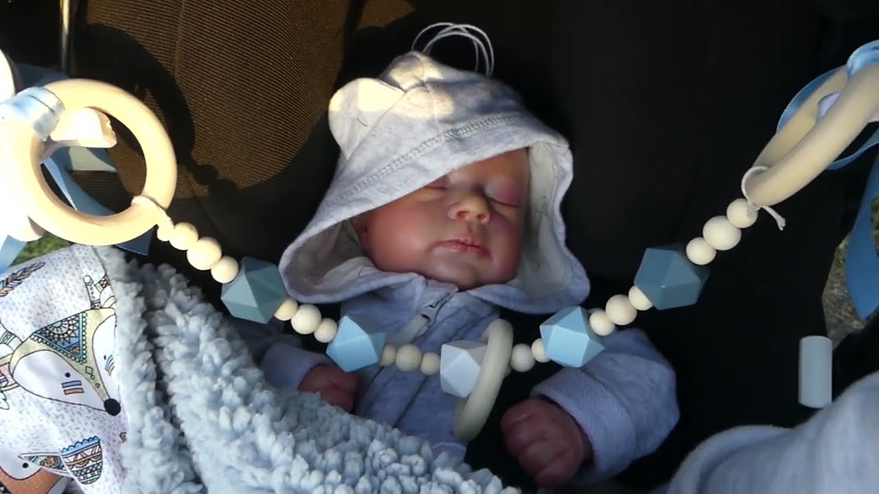Testing out Hybrid Realcare Reborn (Realcare baby)