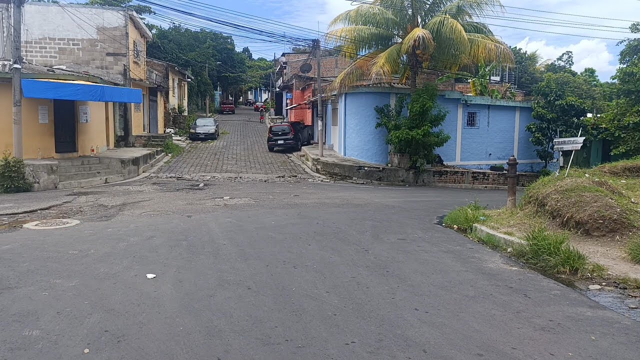 ENTRAMOS A LA COL. SANTA ROSA DE CUSCATANCINGO EL SALVADOR