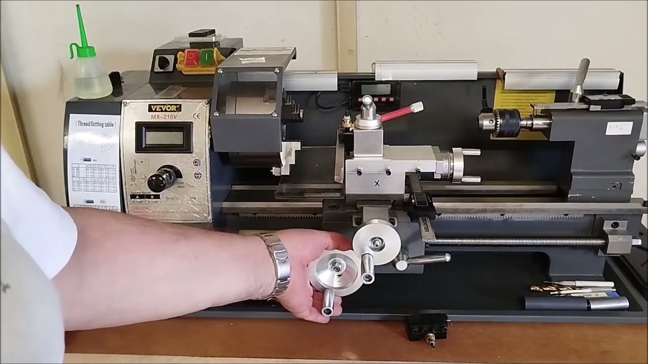 Mini tour à métaux VEVOR MX 210V Passage en revue