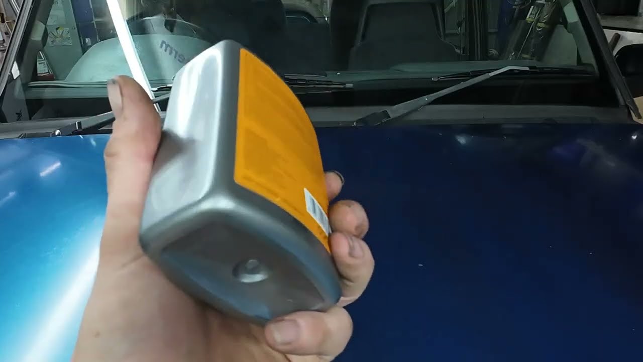 Halfords tyre and trim dressing review not for old Land Rovers