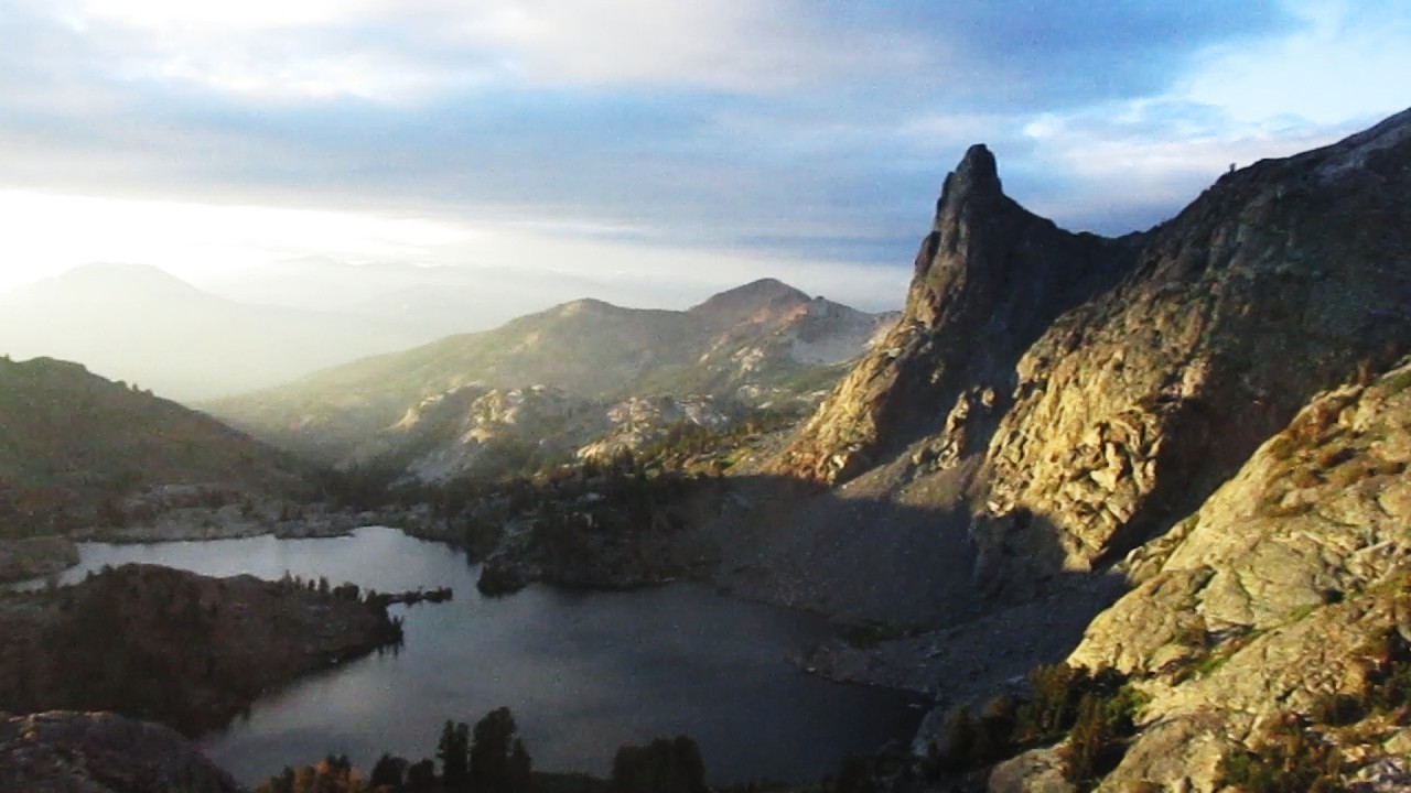 Sierra High Route Plus - Day 15 - Minaret Lake to Volcanic Ridge East