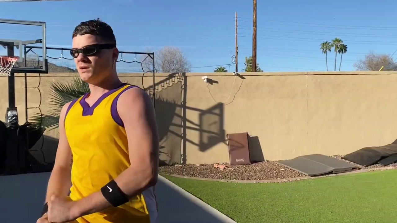 Kareem Abdul-Jabbar & Magic Johnson Be Like...