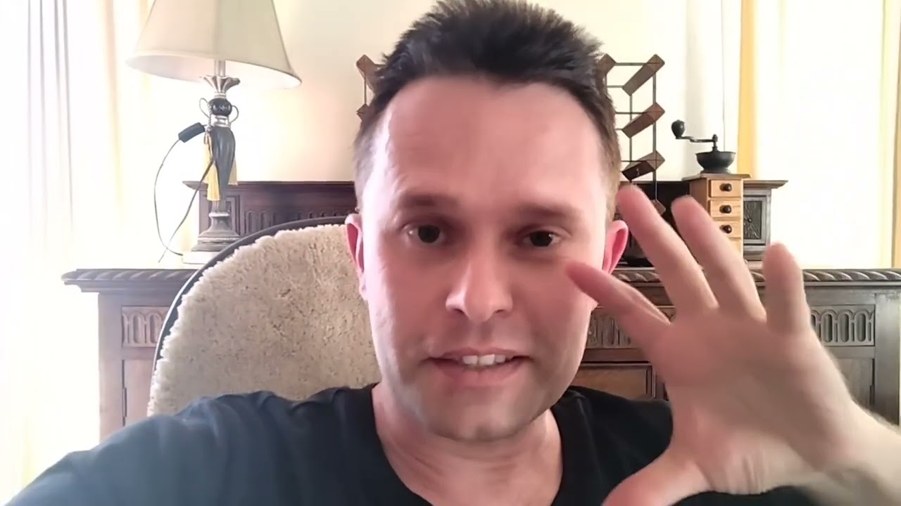 Why I Don't RESPECT Most DATING COACHES (Daygame)