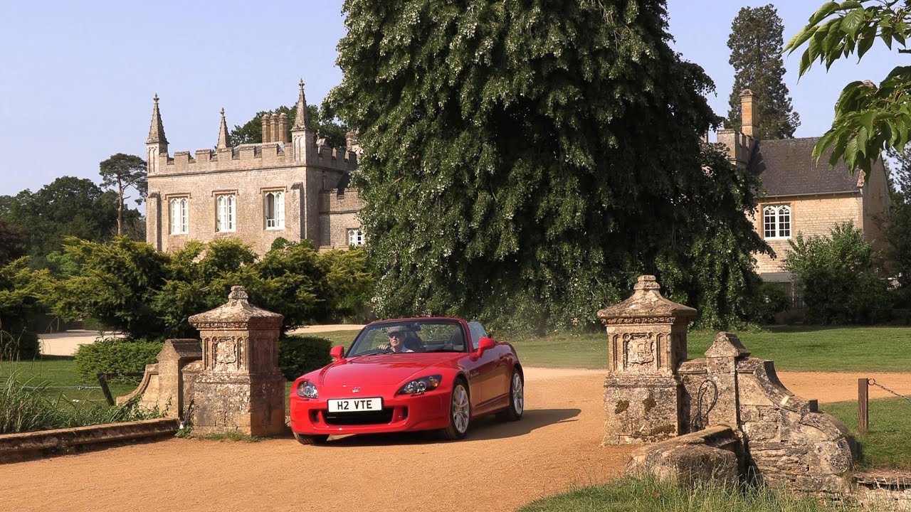 Honda S2000 Sport Car Driving in the Cotswolds
