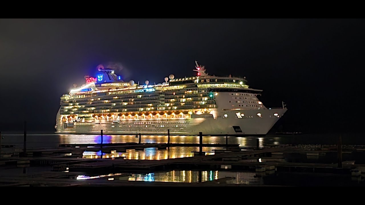 MSC CRUISE SHIPS VIRTUOSA & POESIA & THE INDEPENDENCE OF THE SEAS SOUTHAMPTON  16/10/25