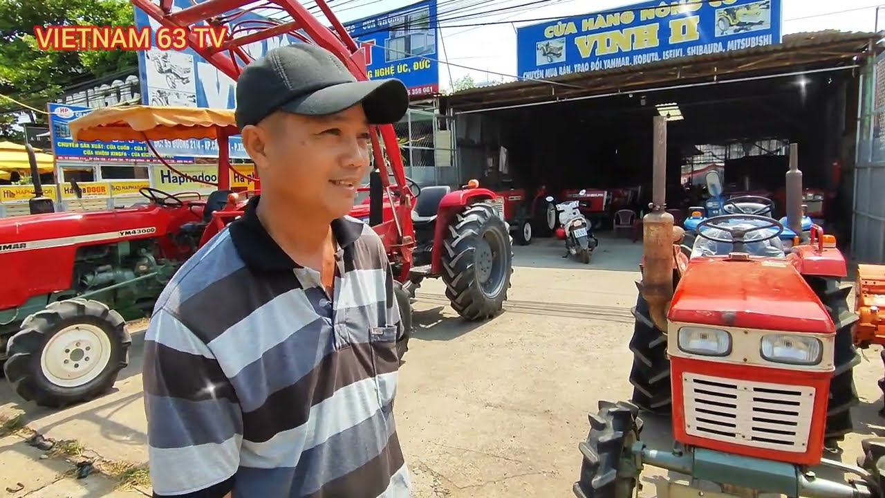 Gặp ông Chủ nông cơ Vinh báo giá máy cày nhật bãi mới về đẹp long lanh.