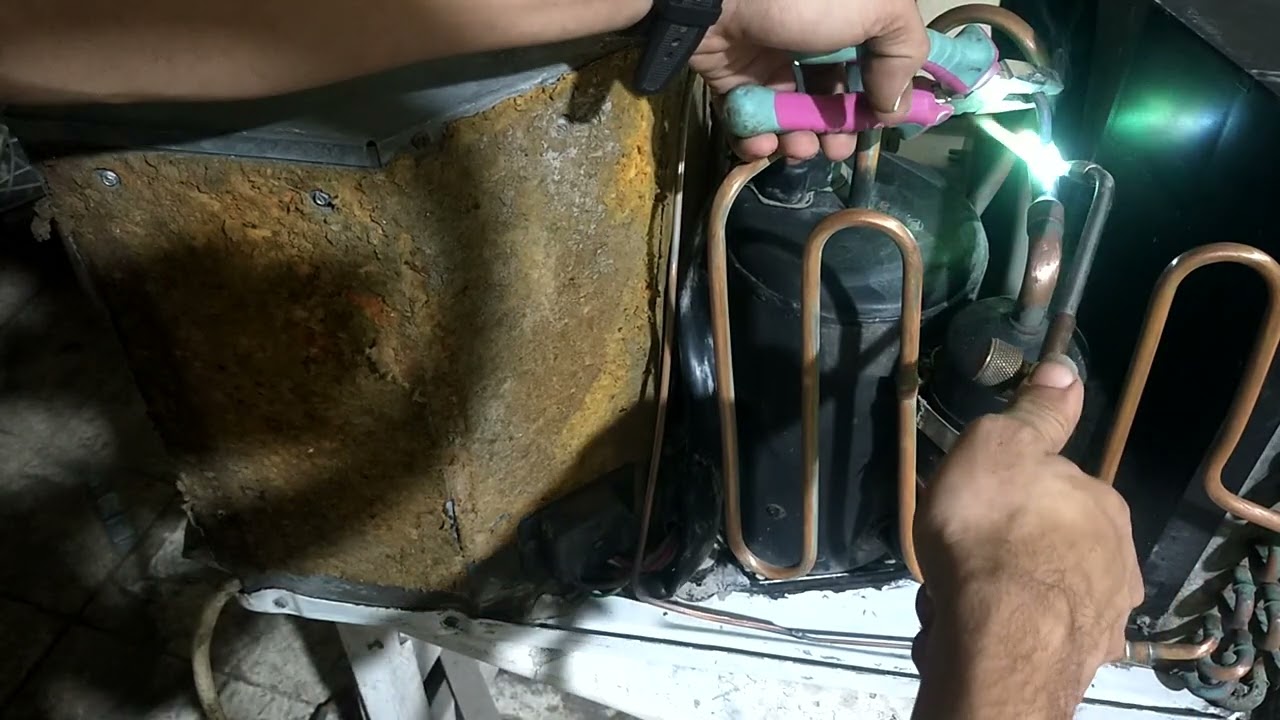 اهم خطوات قبل تعبئه غاز مكيف شباك بدون فاكيوم وعلاج تهريب فريون مكيف شباك