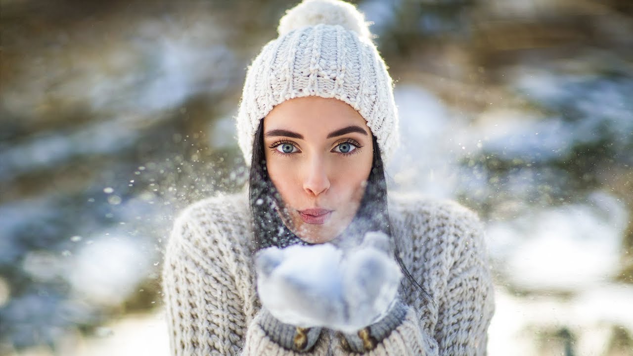 Cute Winter Photoshoot, Behind The Scenes