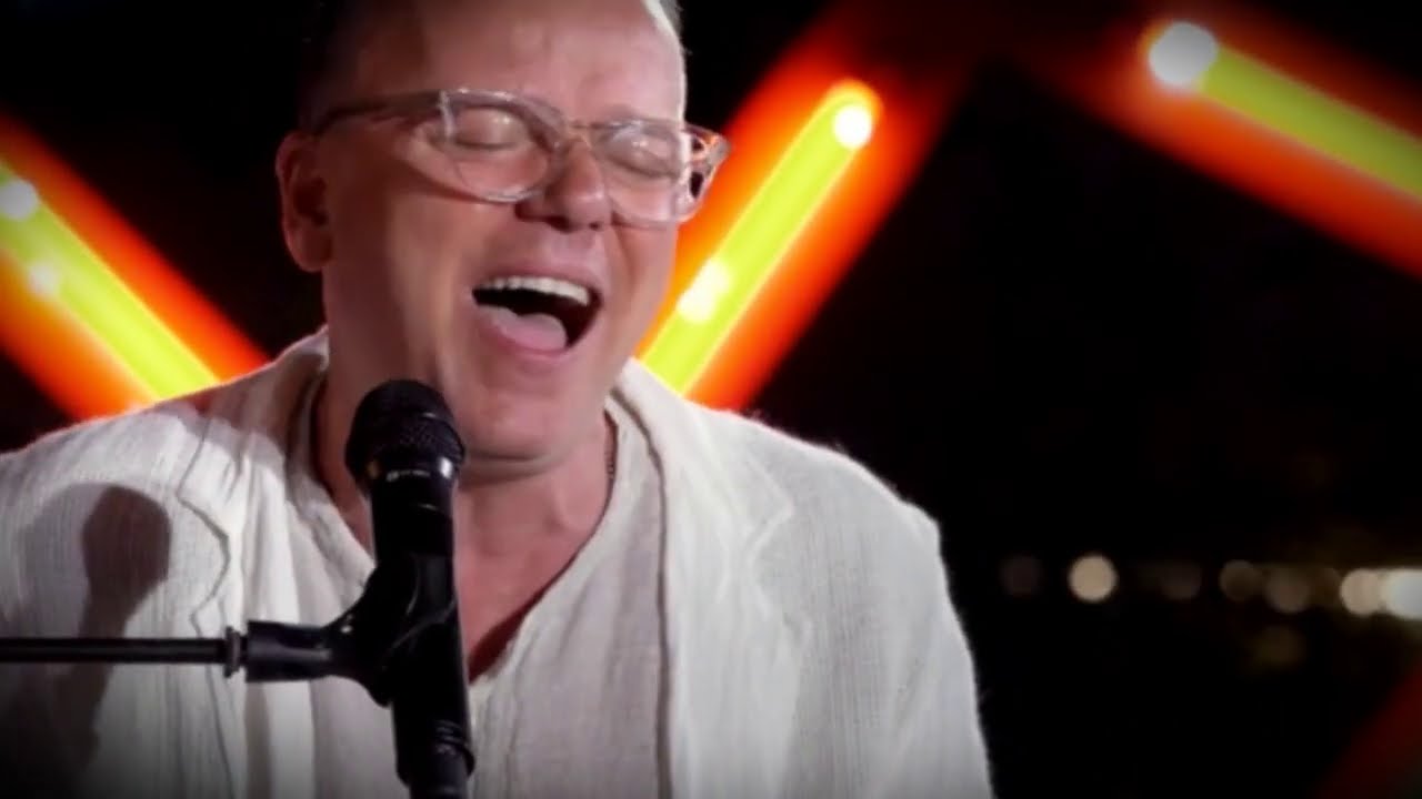 Gigi D'Alessio | Vodafone Battiti Live 2020 (Molfetta)