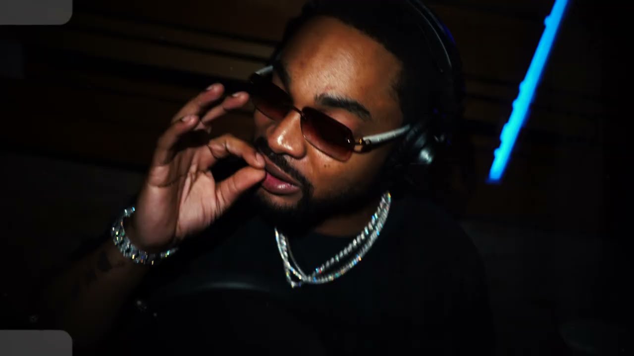 CAPITOL P (CAP-P) -  MY TURN (in studio/traffic) FREESTYLE (OFFICIAL VIDEO)