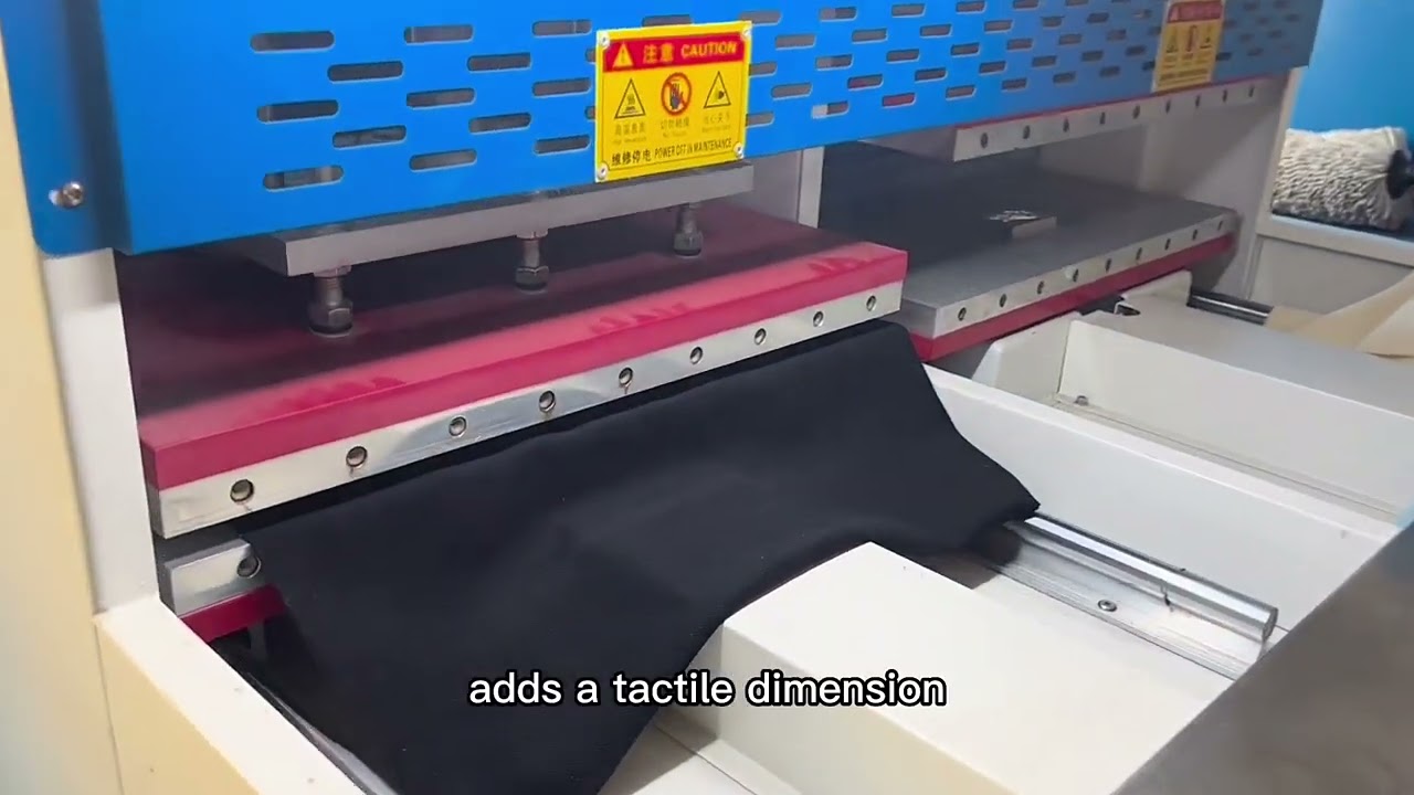 Clothing printing process--Puff Printing