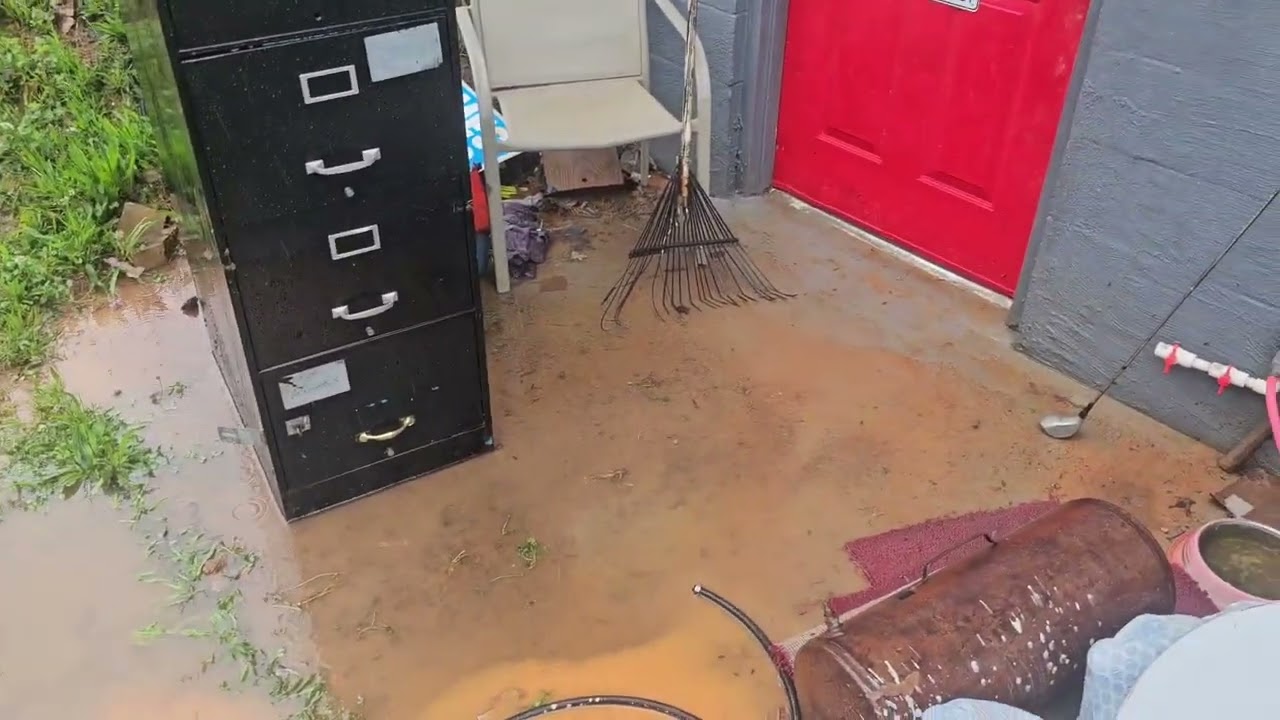 flood at 3made's  .now to clean up .