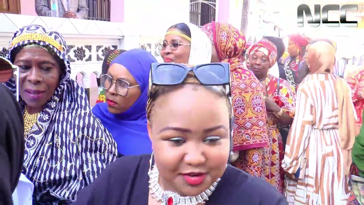 TOIRAB FEMME DE Mr BOSSIS & Mme NASSMA, SELEA BAMBAO