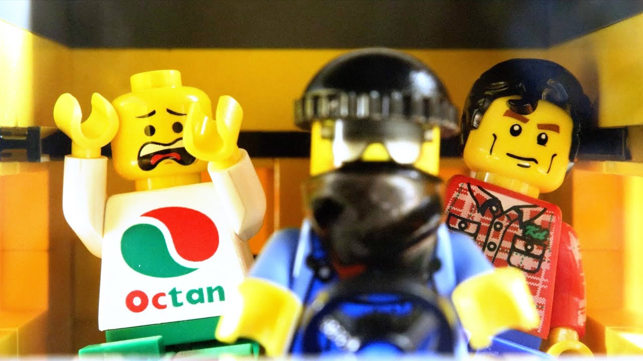 The Ultimate LEGO Bank Robbery - TRUCK SMASH!