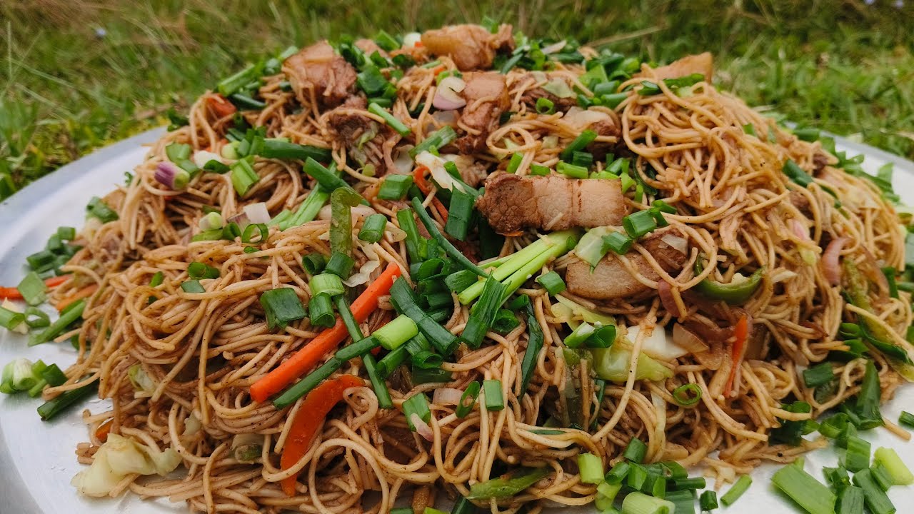 Pork Hakka Noodles Recipe | Chow Doh Sniang | #cookingwithnature