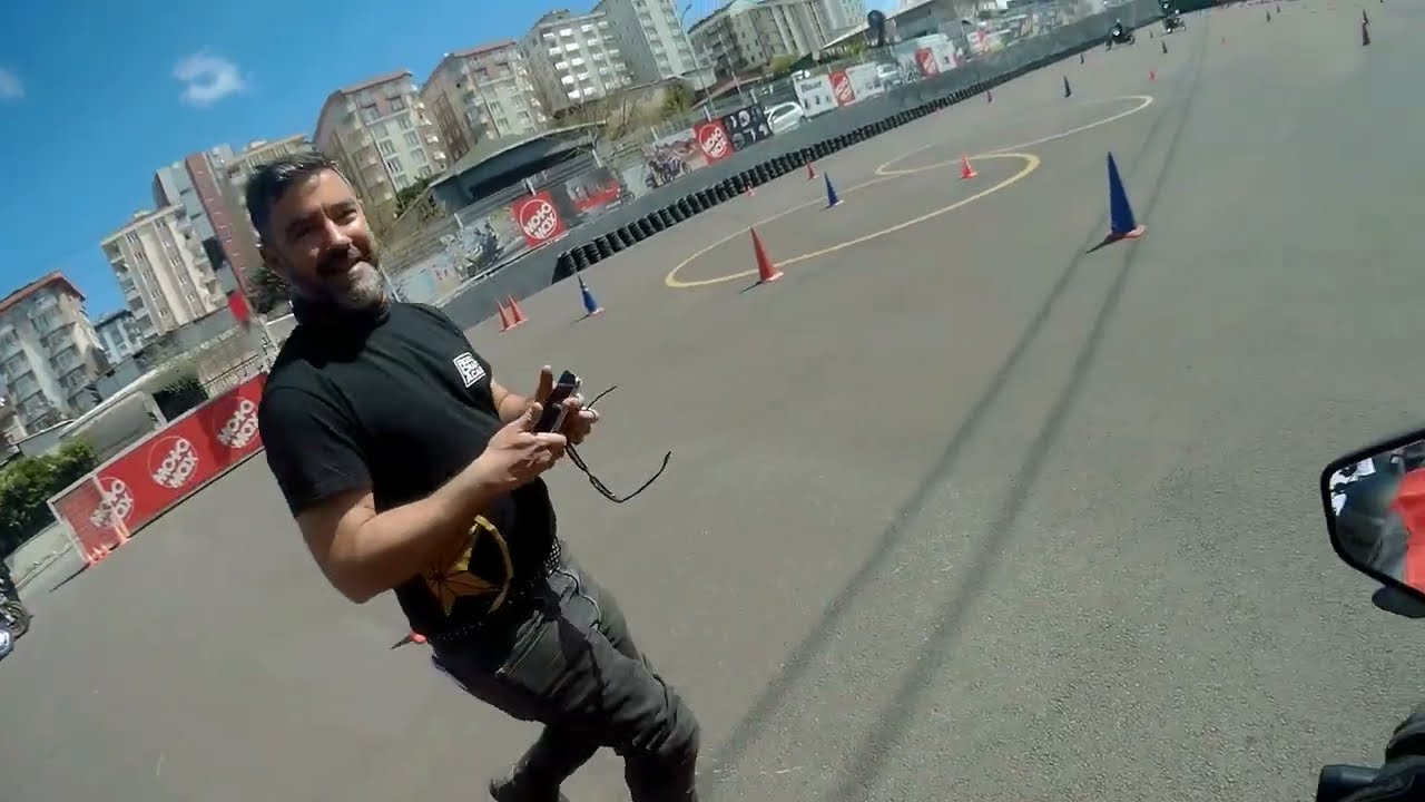 ROADCRAFT VE EKİP AKADEMİ GYMKHANA ETKİNLİĞİ DOMİNAR VS SVARPİLEN