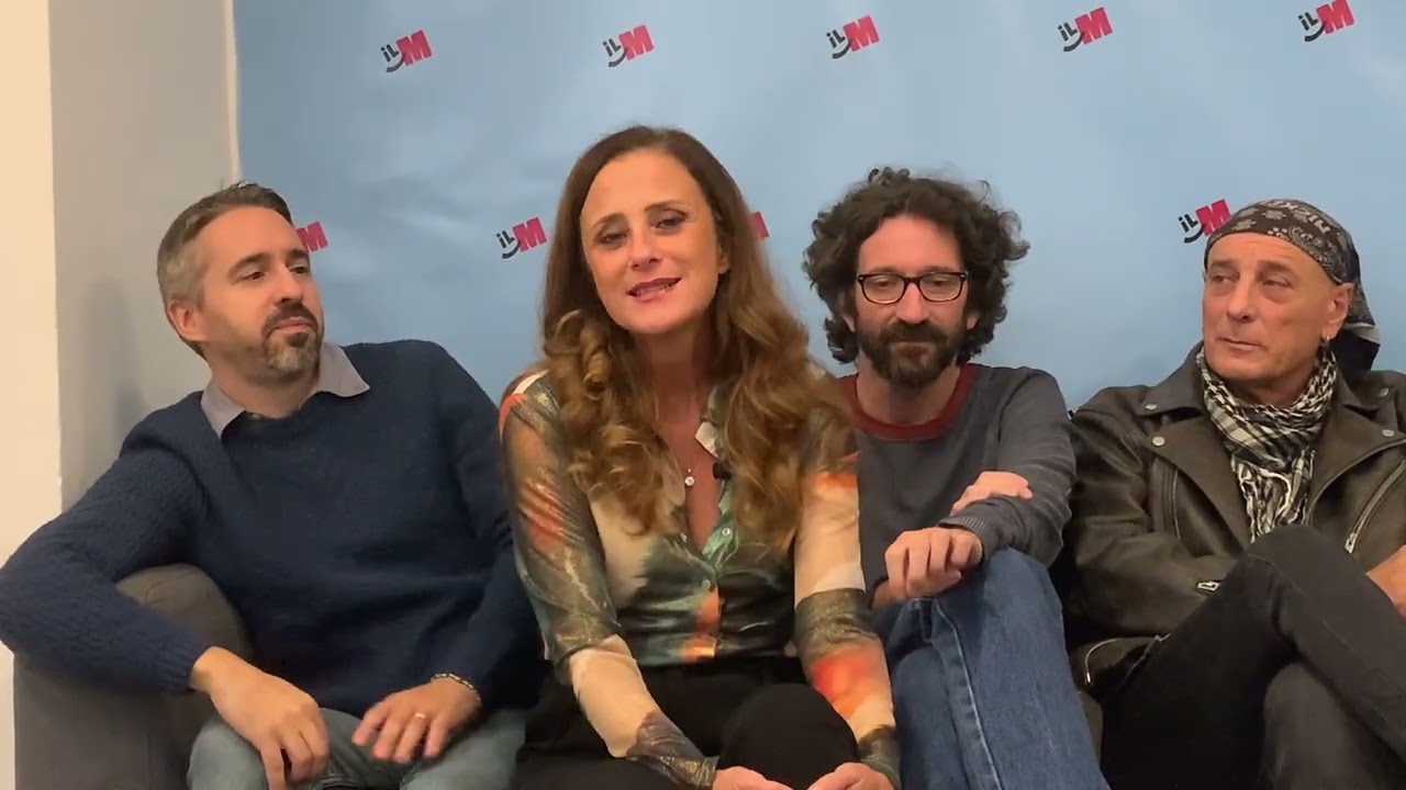 Alberto Oliva e la sua compagnia presentano 