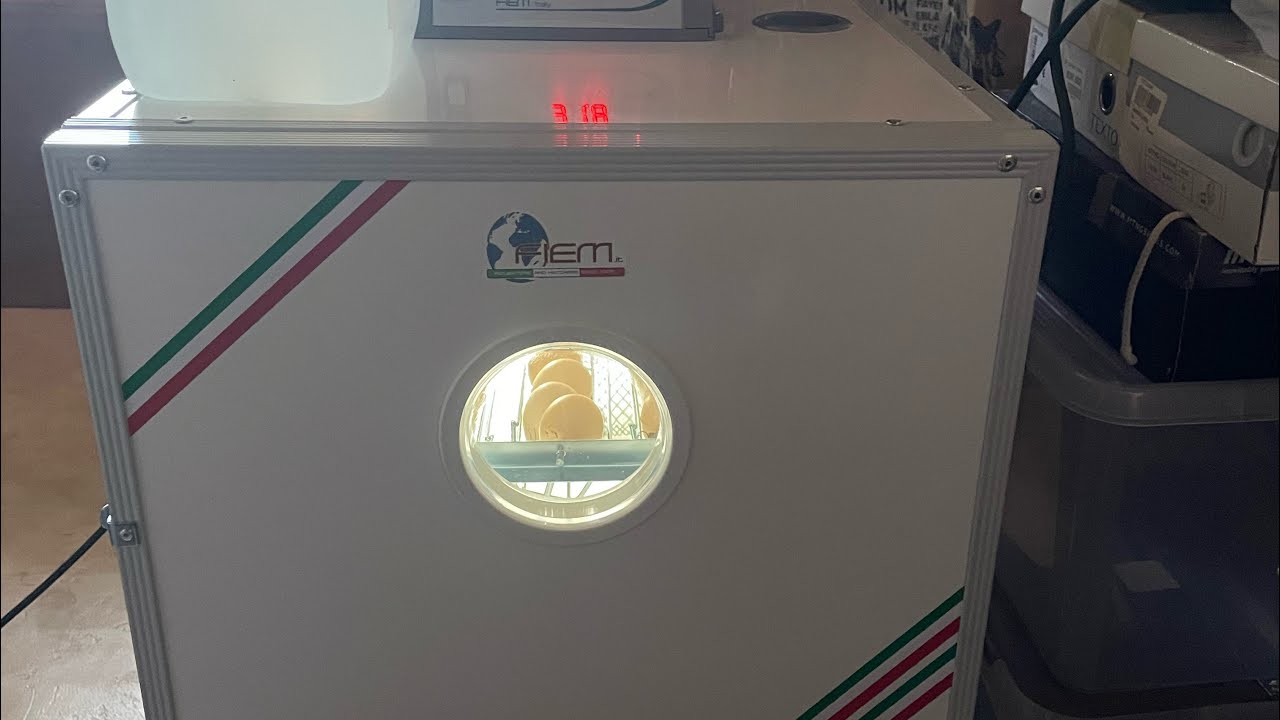 Nouvelle couveuse ! Mise en place et première incubation (70 oeufs)