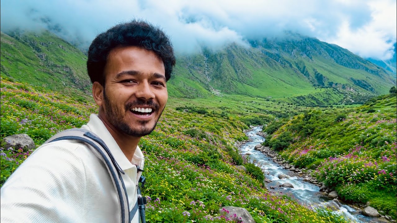 Valley of Flowers Trek 2026 | Delhi to Ghangaria via ZingBus Luxury Bus