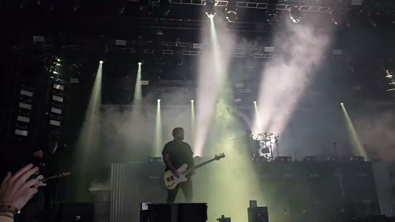 While she sleeps live at (Jera on air festival) The Netherlands saturday 29-6-2024