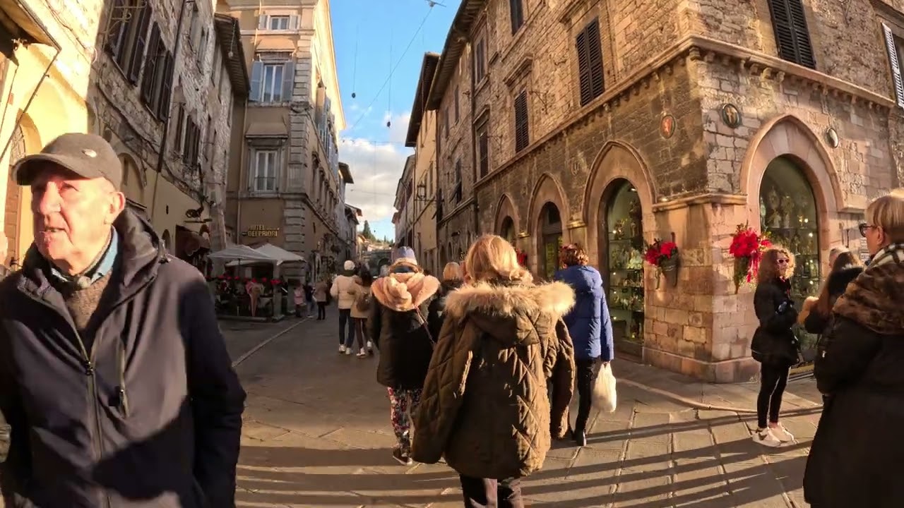4K Assisi, Perugia December Walking Centro - Basilica di Santa Chiara