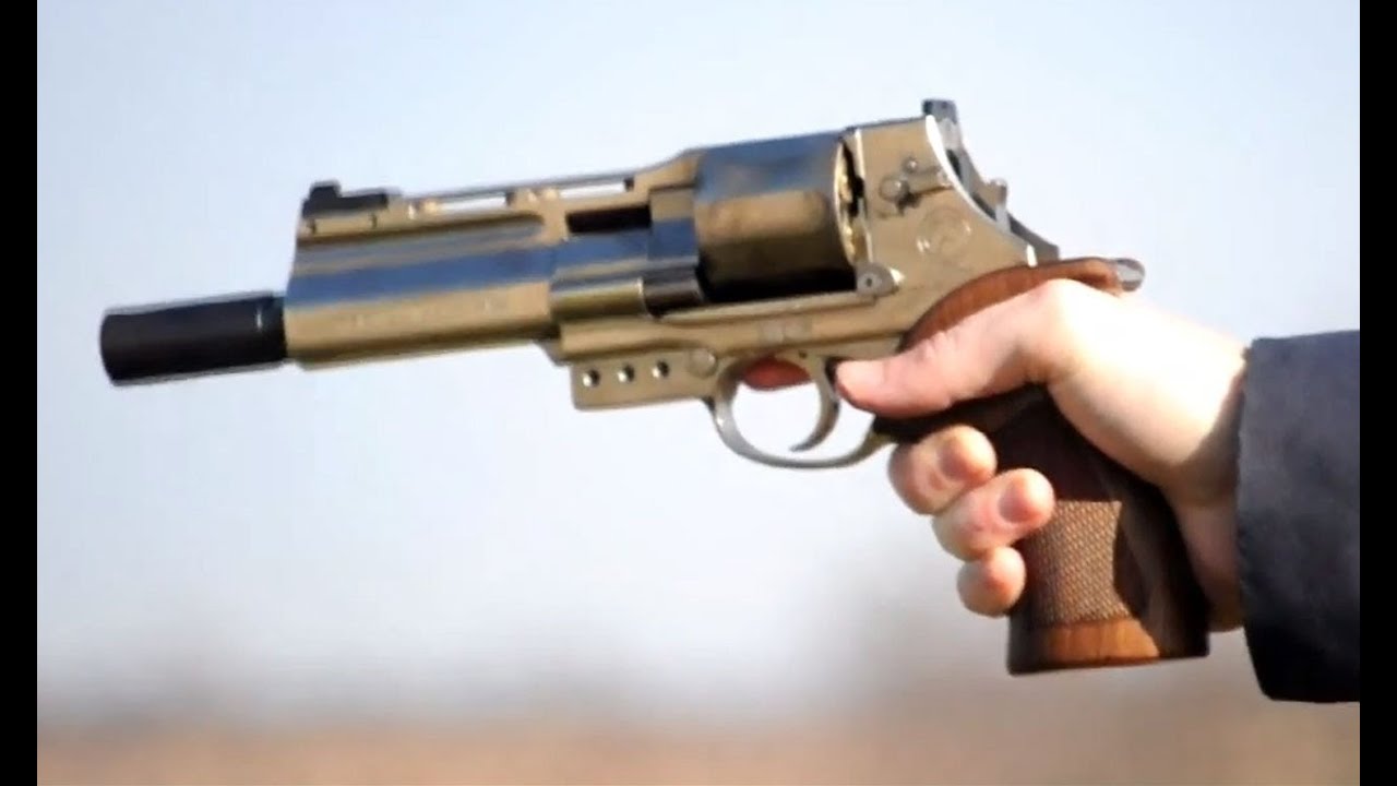 Shooting the Mateba 6 Unica in 44 magnum - nickel finish