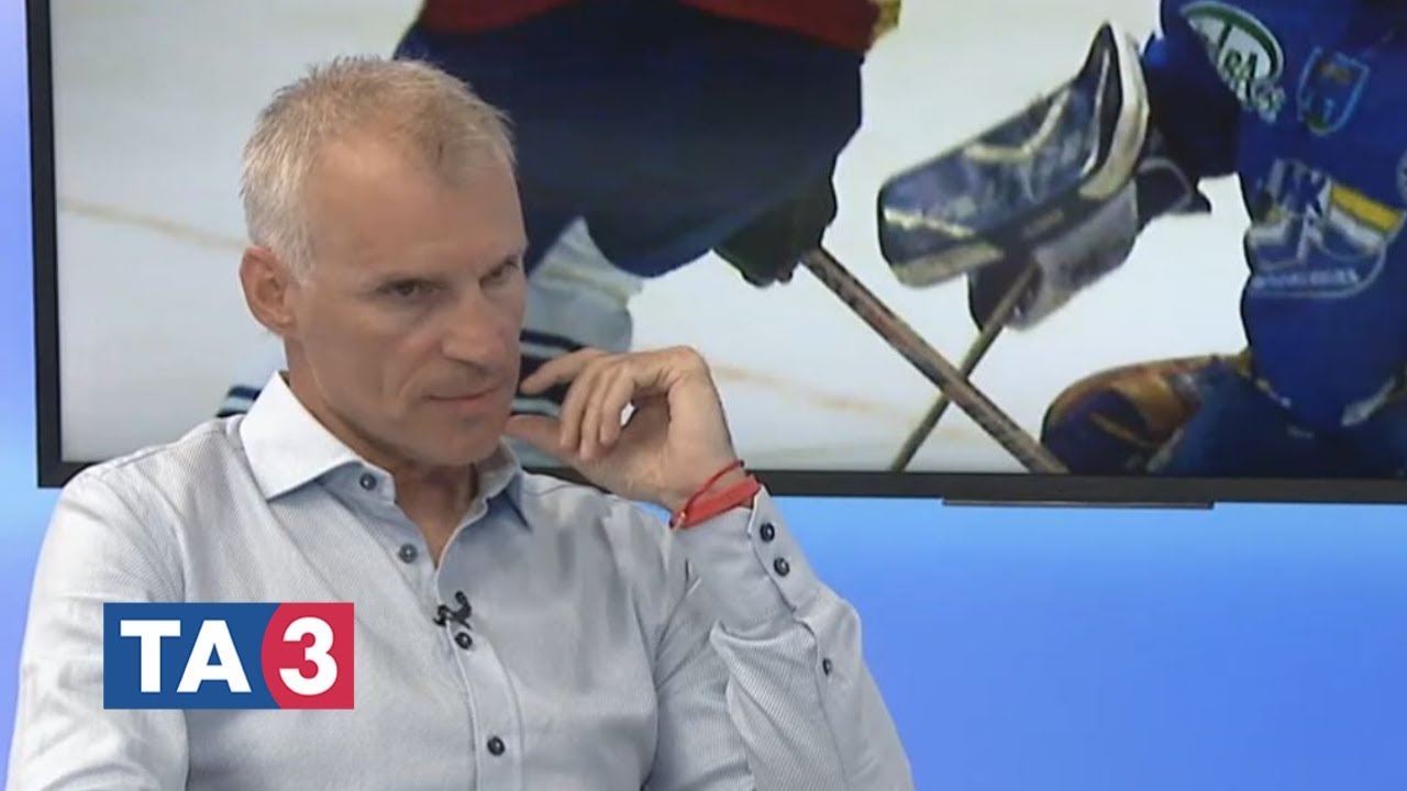 Bez dresu s hokejistom Róbertom Pukalovičom