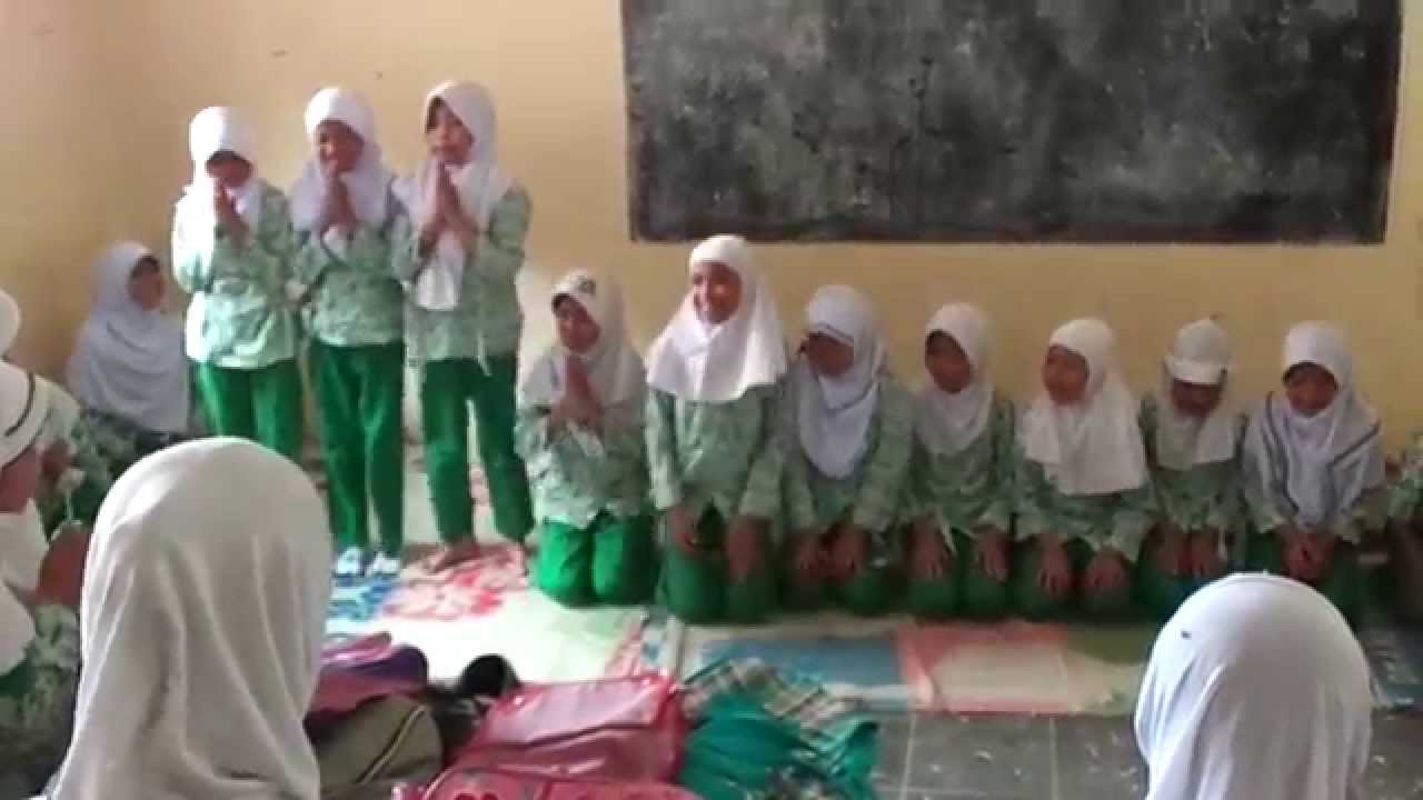 Latihan Gerak Lagu DZIKIR ANAK Manafiul Ulum Kudus