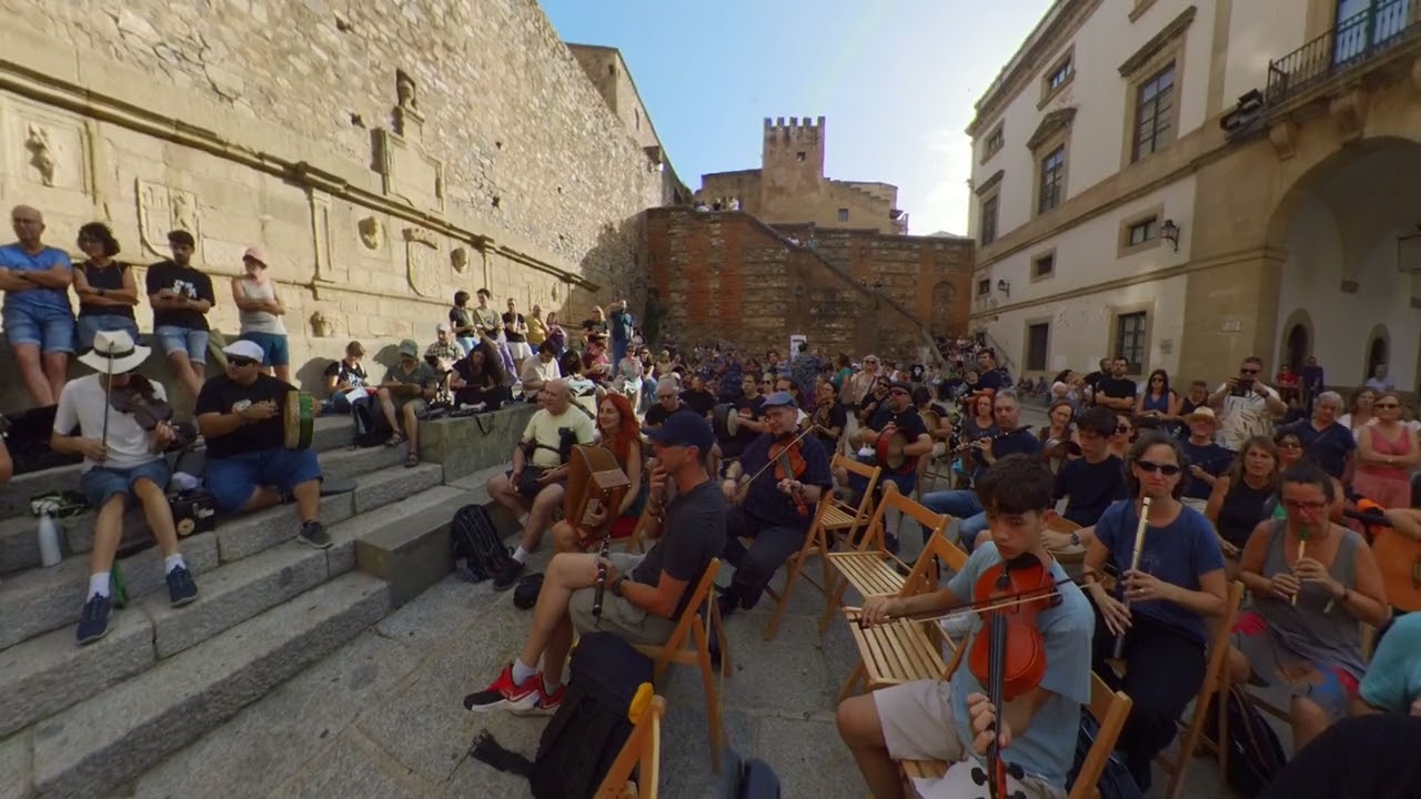 SLOW SESSION CACERES FLEADH 3 -2025