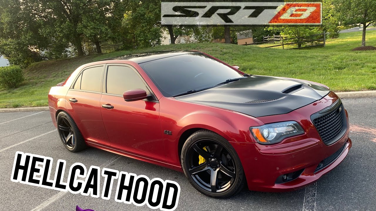 UNBOXING & INSTALLING HELLCAT HOOD ON MY SRT8 300!!