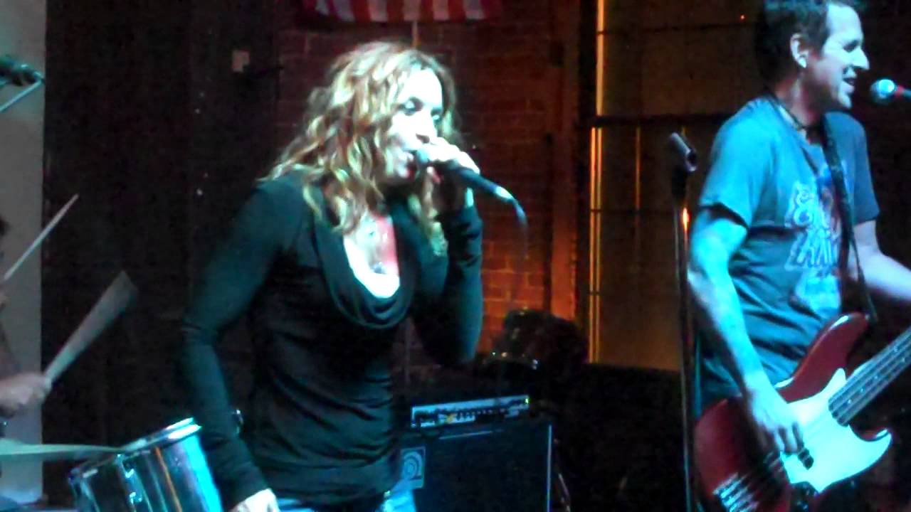 Lisa Guyer - Straight On