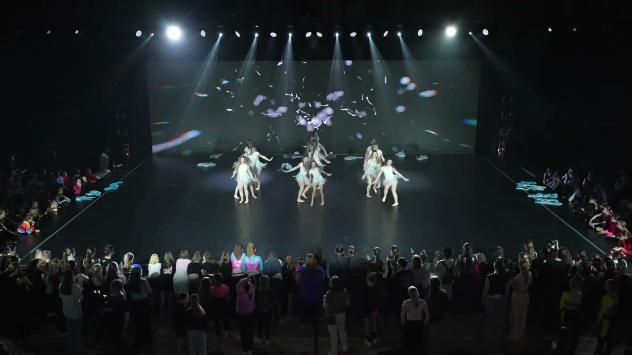 [7th Place] Happy Dance - Mamma Mia