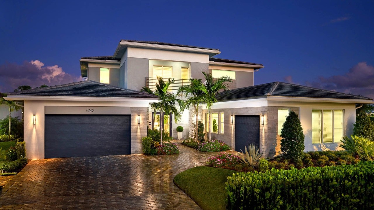 TOUR INSIDE A SPACIOUS LUXURY MODEL HOUSE W/ MODERN INTERIOR IN FLORIDA | $2.4M+