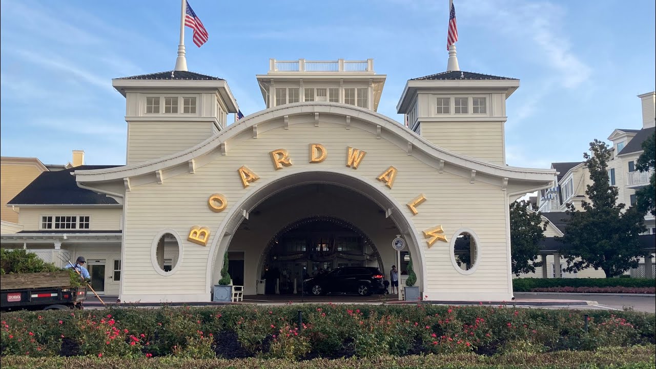 Disney’s Boardwalk Inn Quiet Pool Has an Amazing View and Beautiful Courtyard
