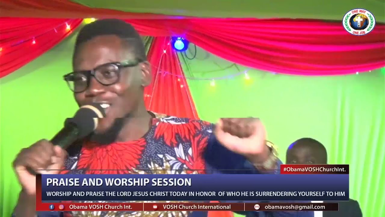 Elijah Senior Oruko Sings Wuon Nyidho Song by Apostle Duhlan Rukih During Praise and Worship Session