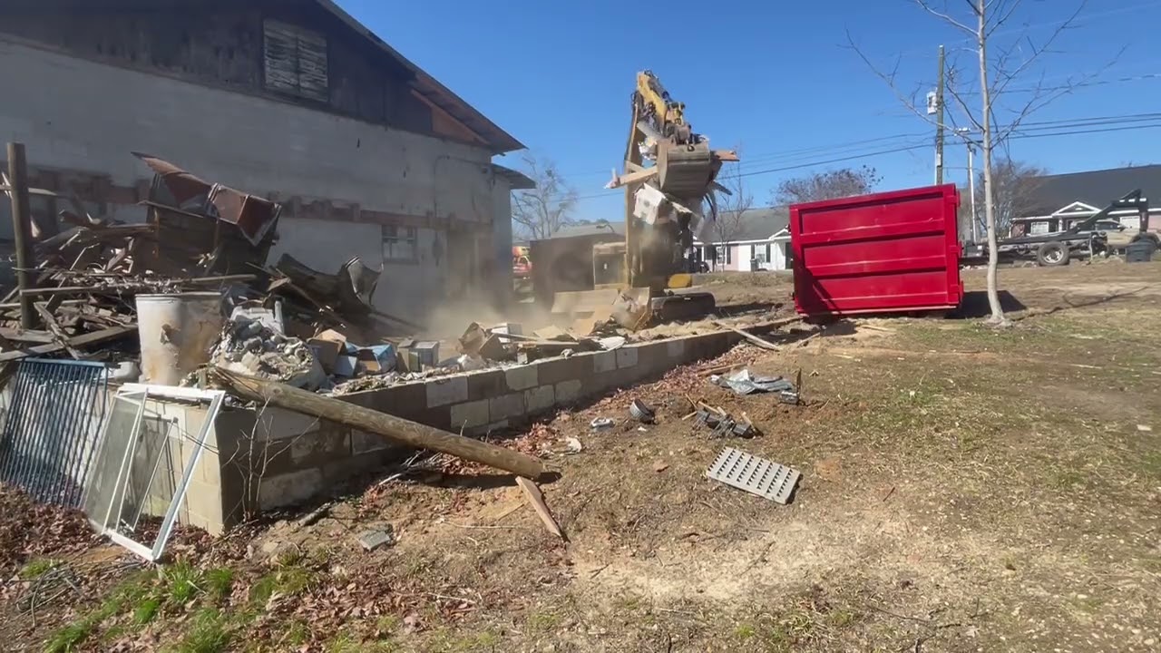 Demolition Contractor Evans GA | Commercial Property Demo | Junk In The Box