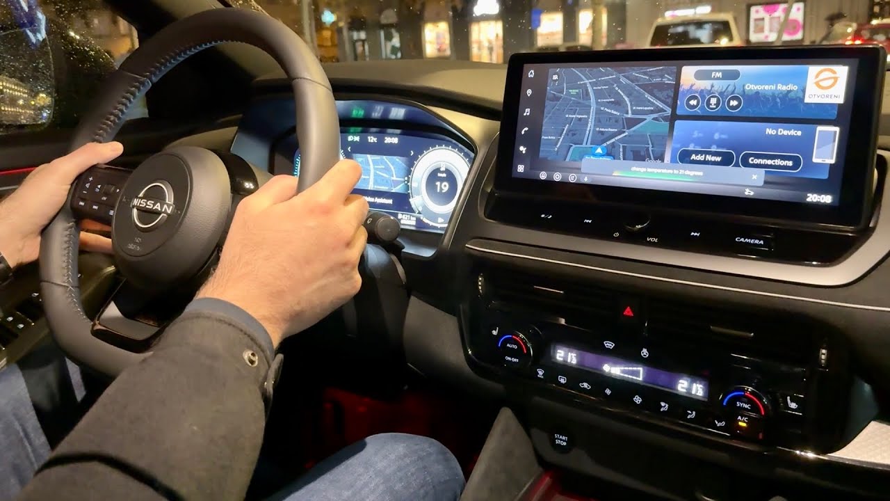 New NISSAN QASHQAI 2025 (FACELIFT) - NIGHT DRIVE in the city (cool NEW AMBIENT lights)