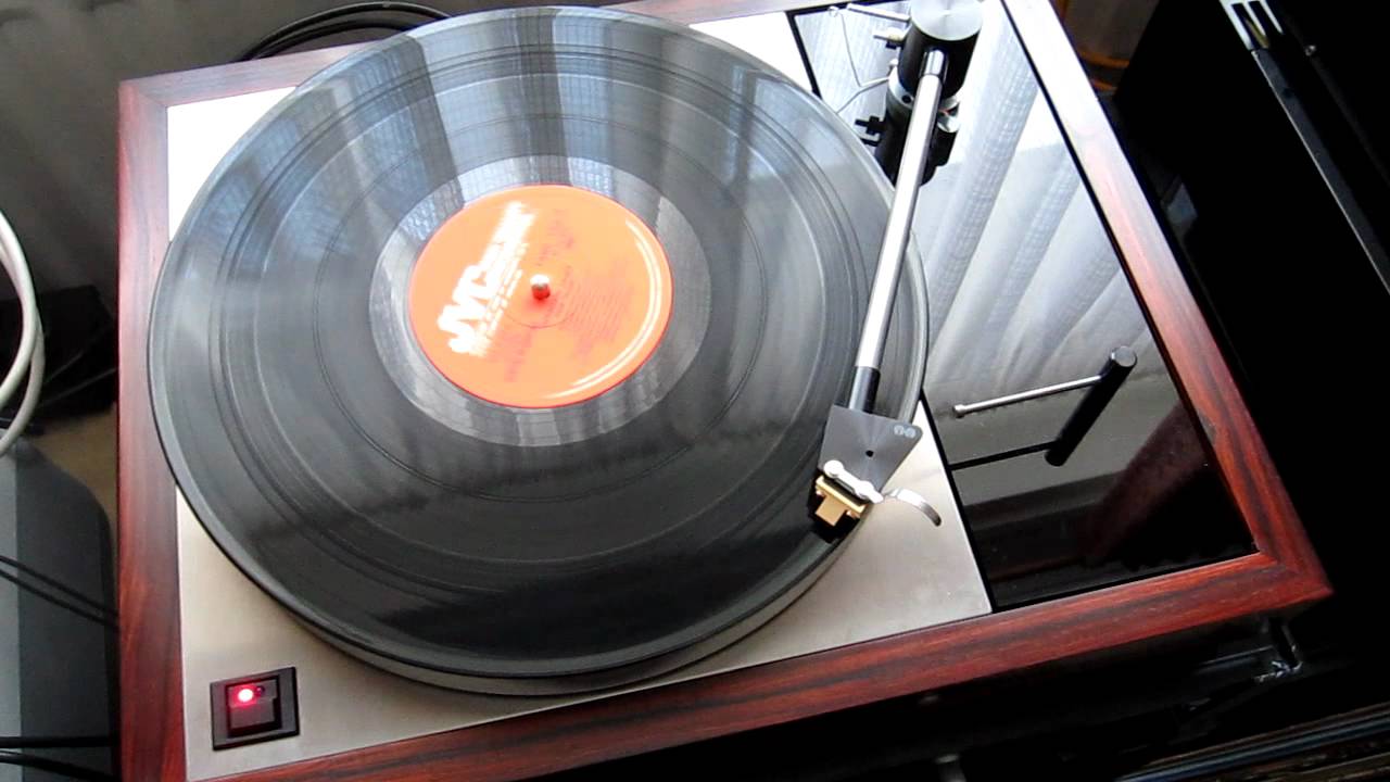 Vivid LP12 playing Dave Grusin.MOV