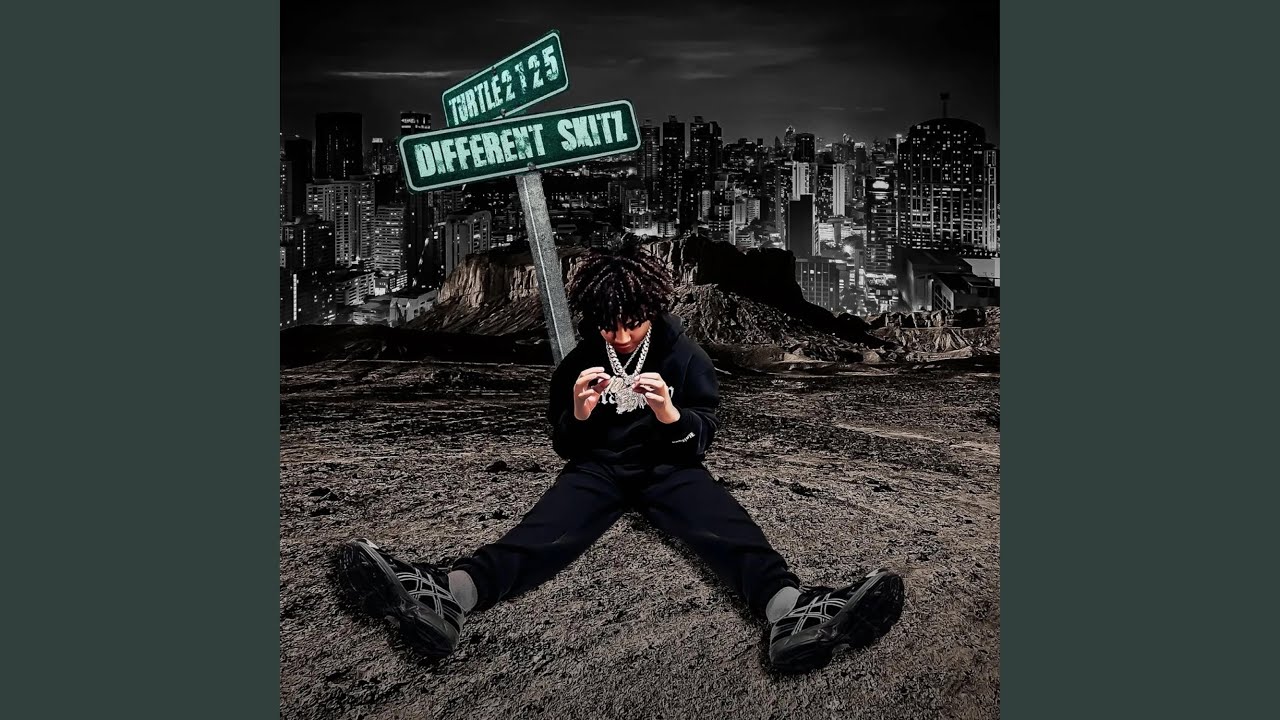 Different Skitz (feat. King boolu)
