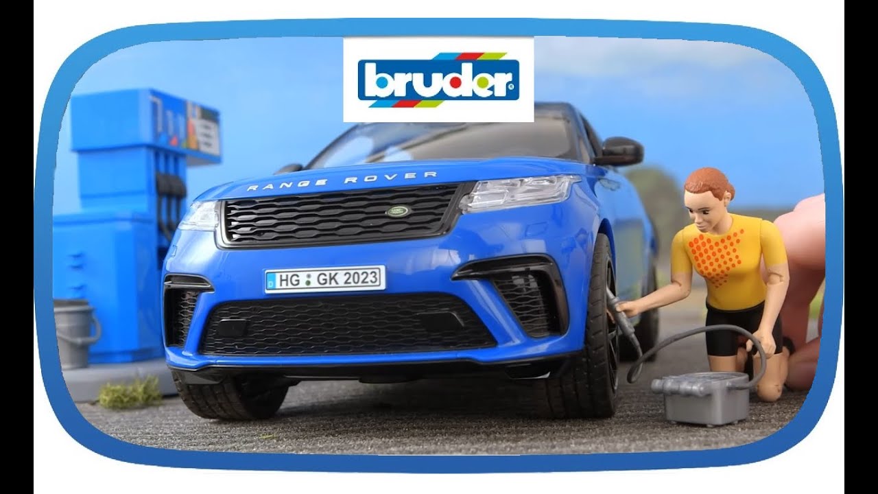 Adventure-Ready! 🚙 Range Rover Velar with Trailers, Bikes & More | Bruder Toys item no. 02880