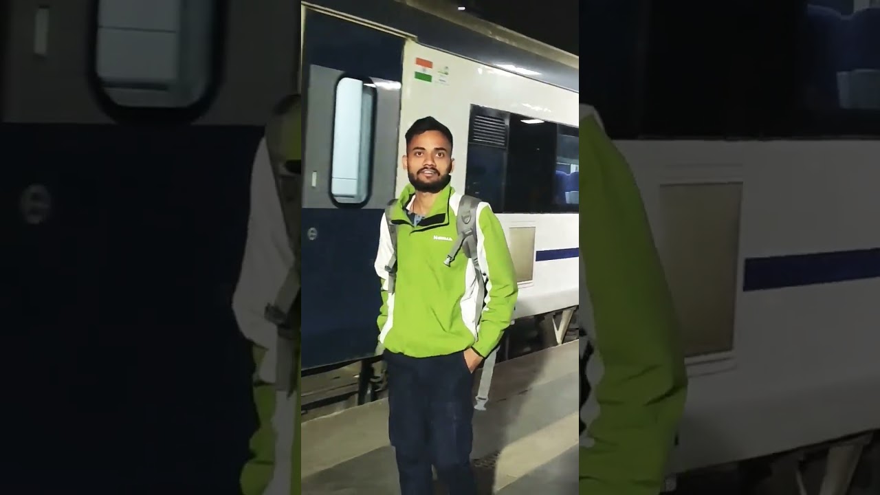 #vandebharatexpress #22447/New Delhi - Amb Andaura Vande Bharat Express #departure #indianrailways🇮🇳