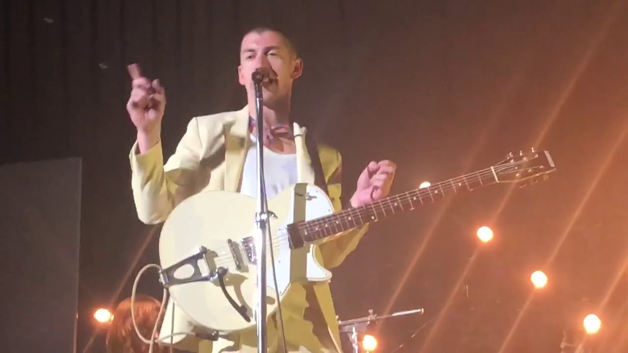 Arctic Monkeys - One Point Perspective live @ Bill Graham Civic Auditorium, SF - October 20, 2018