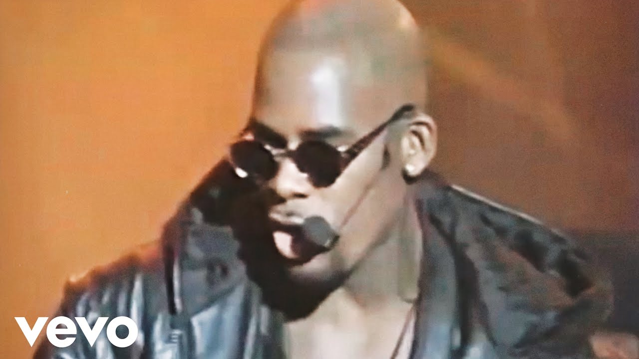 R. Kelly - Bump N&rsquo; Grind (Live From Soul Train 1994)