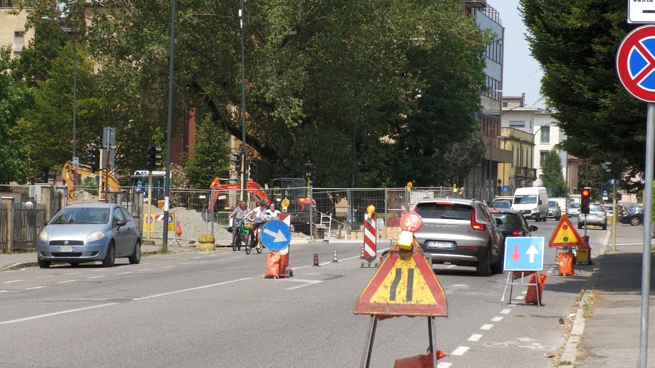 Lavori in corso a Cremona: viabilità messa a dura prova dai cantieri