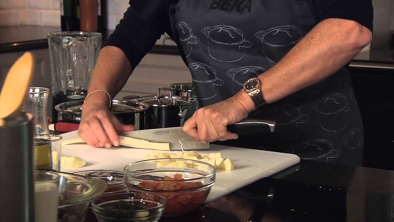 Zeetong met pastinaak, tomaat en vongolé