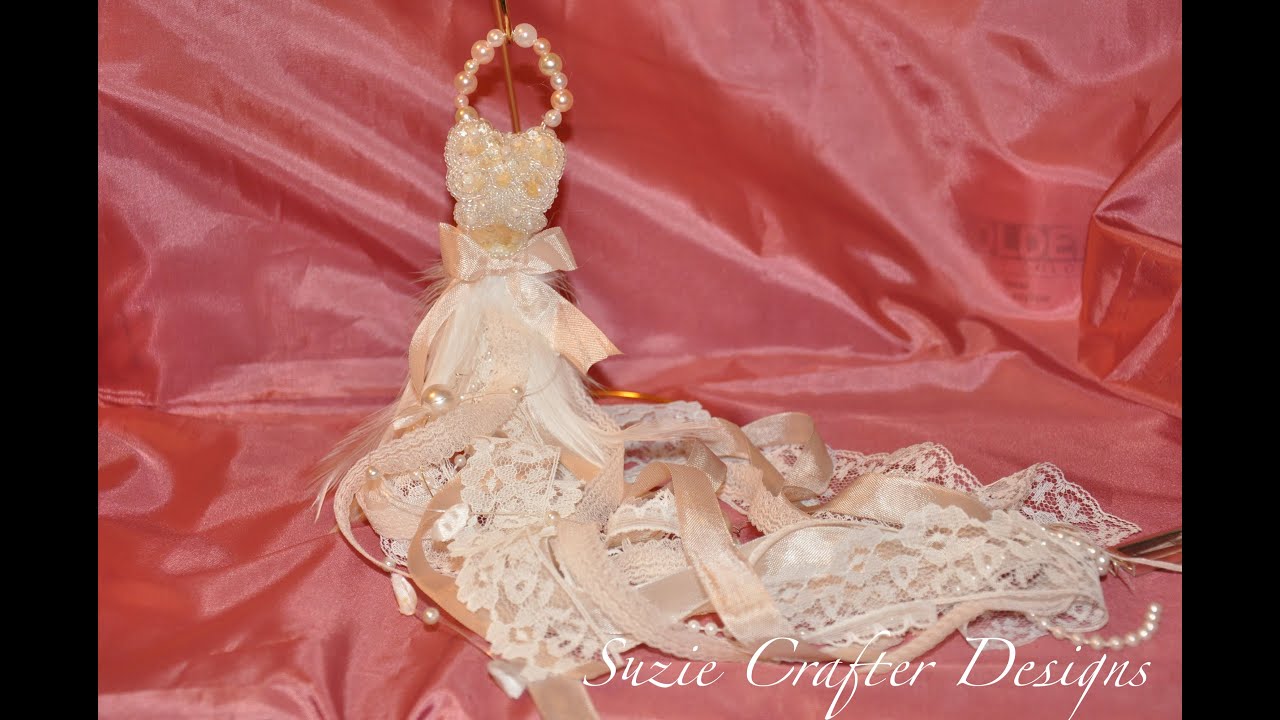 Shabby Chic Tassel and a bit of a tut!