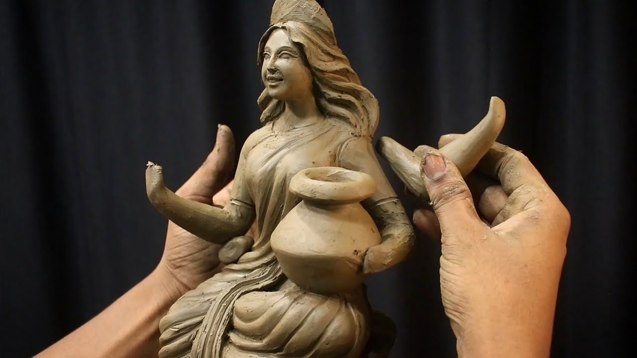 Maa Laxmi murti making with smiling face | Mitti ka murti making |Clay art
