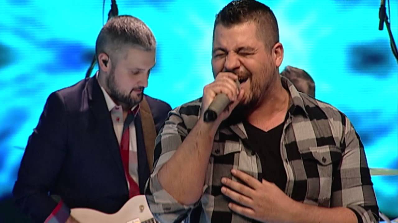 Caramel és a Gitano Live - Jelenés