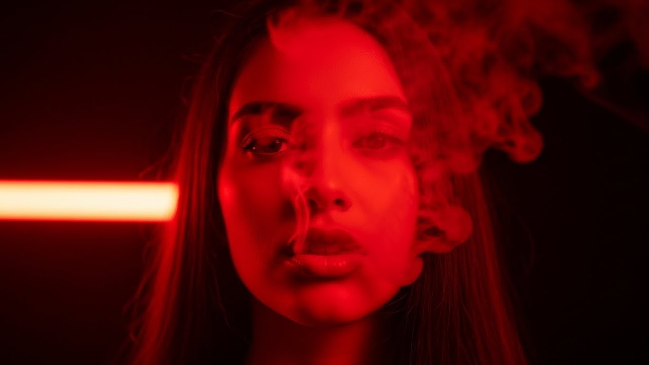 Deep House Vibes That Hit Different | Smooth Grooves & Late Night Energy