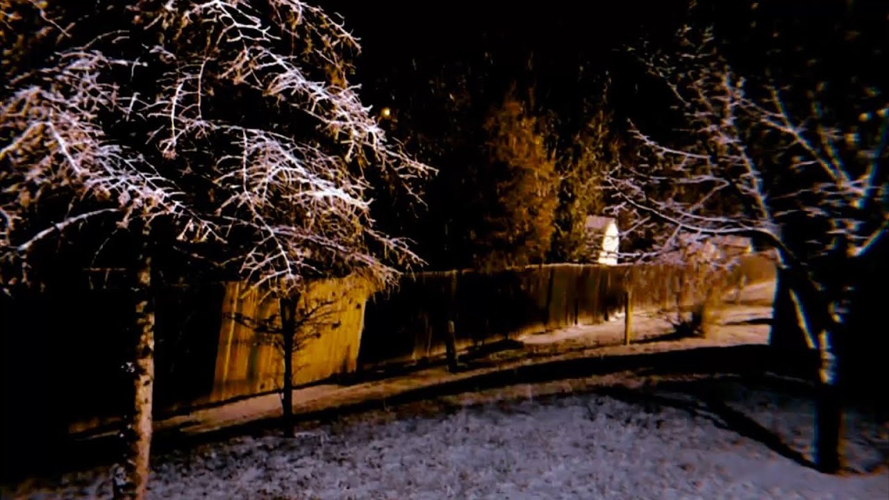 meeno - FreshSnow (Audio) (Charles De Gaulle to JFK - Bas)